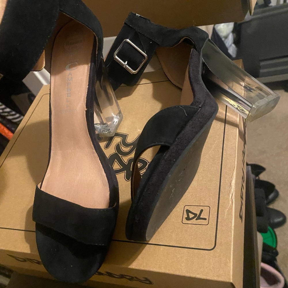 Like Suede ankle color block heels . Very elegant 4 inch heel